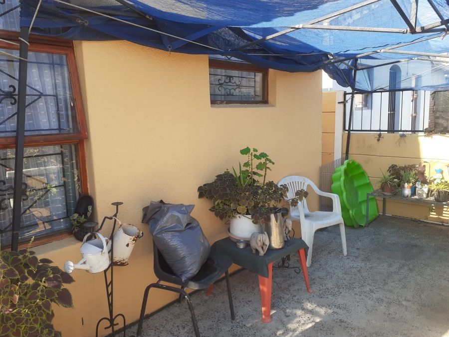 2 Bedroom Property for Sale in Salberau Western Cape